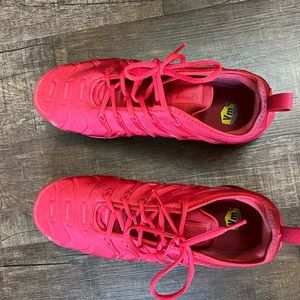 Vapor Max University Red
